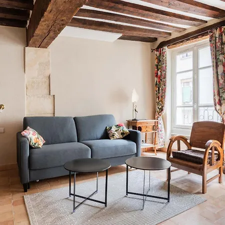 Bnbnova - Latin Quarter - Pantheon & Luxembourg Gardens Apartment *